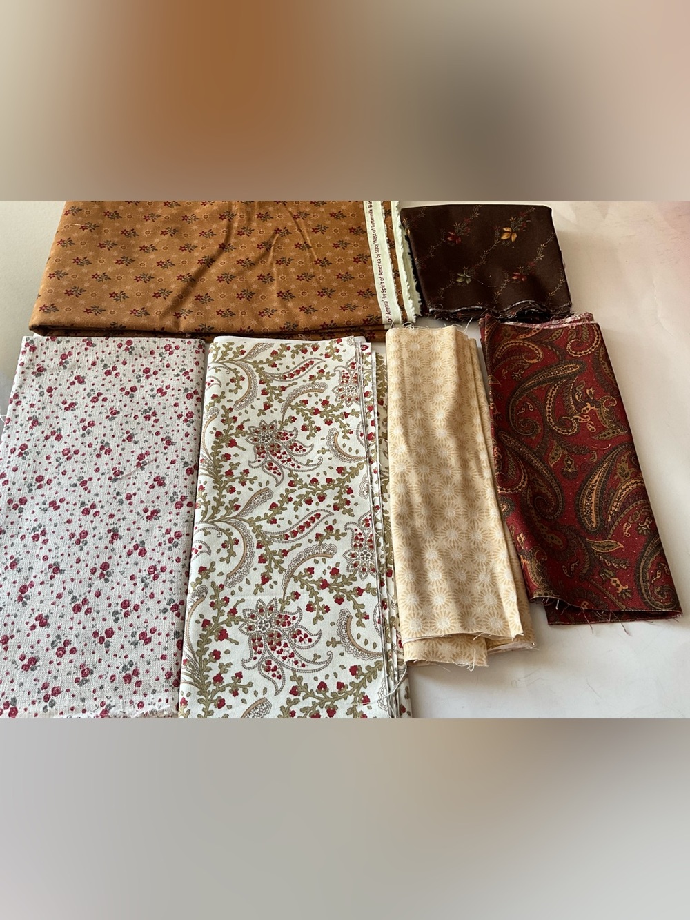 Quilting Sewing Material Lot Cotton Henry Glass Fabrics #8864 Browns Red Paisley